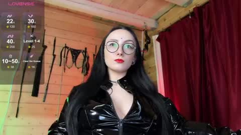 Jinhee Noir online show from 2, 3, 2026