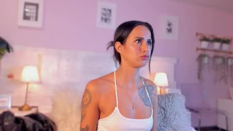 Jinx  online show from 25, 11, 2025