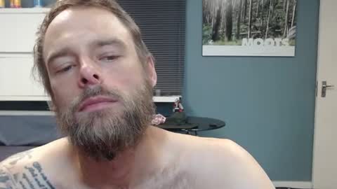 JamesJan van Rebel online show from 11, 1, 2026