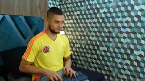 Snapshot of joaho_fernandez chatting on 14, 6, 2026 Joao online show from 14, 6, 2026