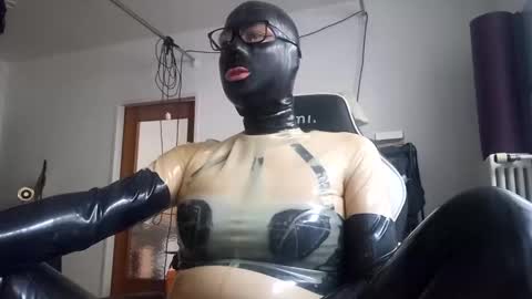 The sweetest toy online show from 6, 12, 2024