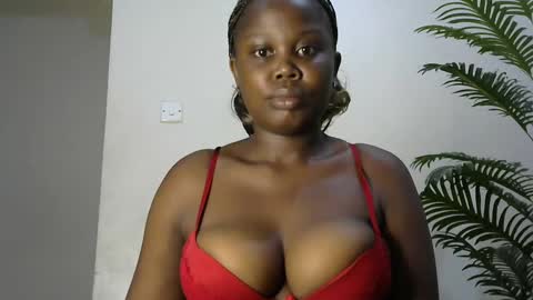 Snapshot of joankein_255 chatting on 7, 1, 2025 varl online show from 7, 1, 2025