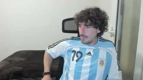 Snapshot of joaquin420_hot chatting on 21, 2, 2026 joaquin420_hot online show from 21, 2, 2026