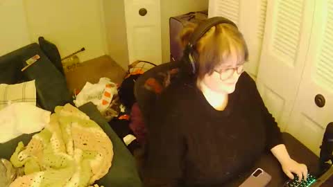 joblessegirl online show from 29, 3, 2026