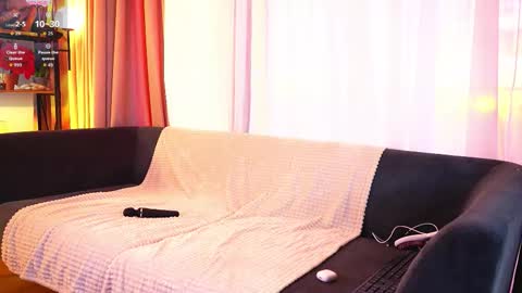 Nicole online show from 11, 1, 2026