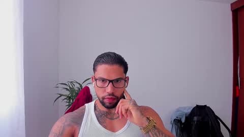 joe_esthetic online show from 12, 11, 2025