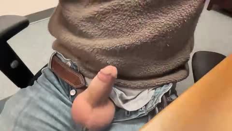 Snapshot of joekmerchant chatting on 16, 12, 2025 Joseph online show from 16, 12, 2025