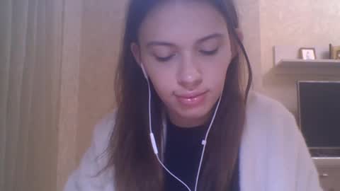 Jennifer online show from 16, 10, 2025