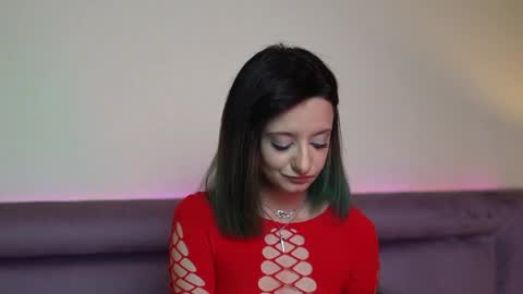  Joelle  online show from 14, 4, 2026