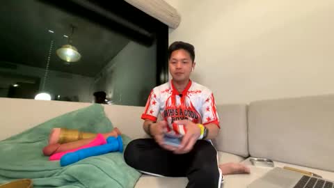 Joey De la Cruz online show from 17, 5, 2026
