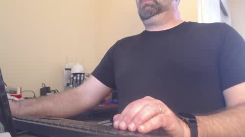 Snapshot of joeystr0ker chatting on 3, 4, 2026 joeystr0ker online show from 3, 4, 2026