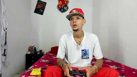 johan_and_antonella online show from 19, 1, 2025