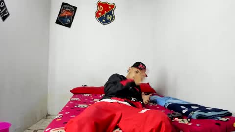 johan_and_antonella online show from 27, 1, 2025