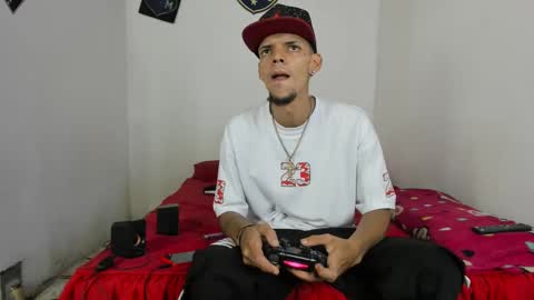 johan_and_antonella online show from 18, 2, 2025