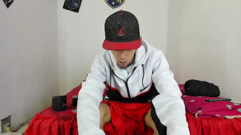 johan_and_antonella online show from 18, 2, 2025