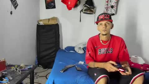 Snapshot of johan_and_antonella chatting on 13, 2, 2026 johan_and_antonella online show from 13, 2, 2026