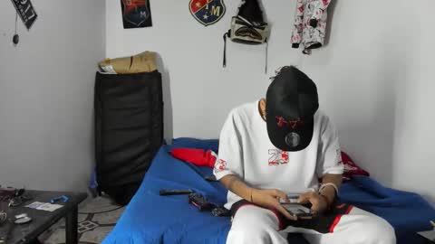 Snapshot of johan_and_antonella chatting on 16, 2, 2026 johan_and_antonella online show from 16, 2, 2026