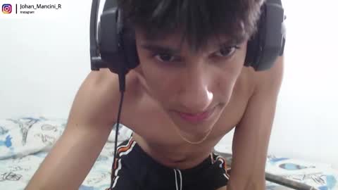 johan_mancini_r online show from 10, 1, 2025