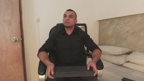 Snapshot of johan_miller1 chatting on 30, 3, 2026 johan online show from 30, 3, 2026