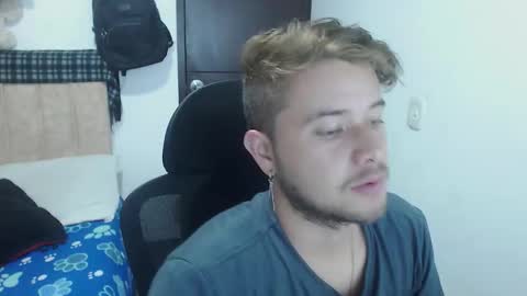 JOHAN independient model online show from 21, 10, 2025