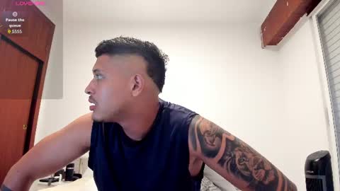 Snapshot of johansmith__ chatting on 9, 6, 2026 Johan Smith online show from 9, 6, 2026