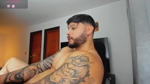 King -    online show from 8, 12, 2024