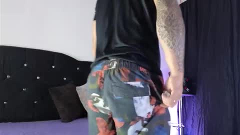 John  online show from 22, 10, 2025