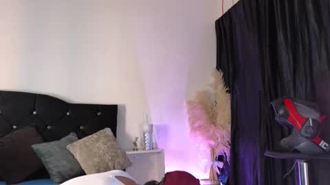 John  online show from 12, 11, 2025