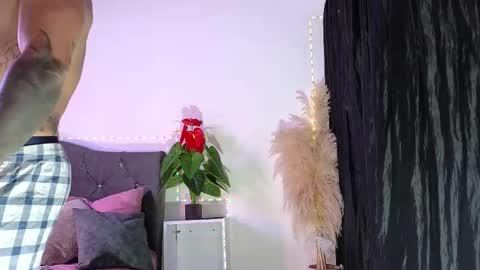 John  online show from 27, 3, 2026