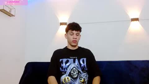 john_ssnow29 online show from 15, 10, 2025