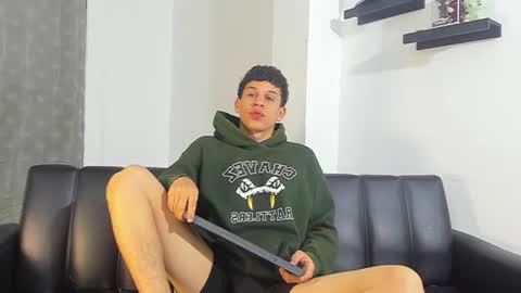 john_ssnow29 online show from 27, 7, 2026