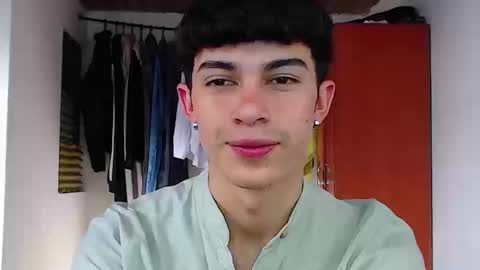 Snapshot of john_vichenso chatting on 9, 9, 2025 John Vichenso online show from 9, 9, 2025