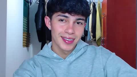 Snapshot of john_vichenso chatting on 10, 9, 2025 John Vichenso online show from 10, 9, 2025