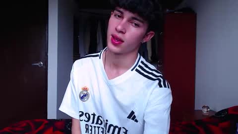 Snapshot of john_vichenso chatting on 16, 9, 2025 John Vichenso online show from 16, 9, 2025