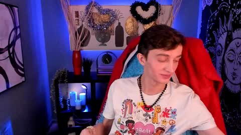 Snapshot of john_weasley chatting on 10, 12, 2024 John online show from 10, 12, 2024