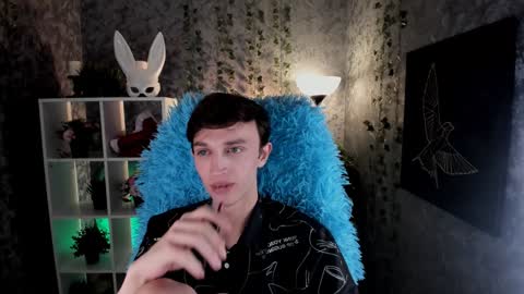 Snapshot of john_weasley chatting on 18, 12, 2024 John online show from 18, 12, 2024