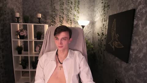Snapshot of john_weasley chatting on 4, 2, 2025 John online show from 4, 2, 2025