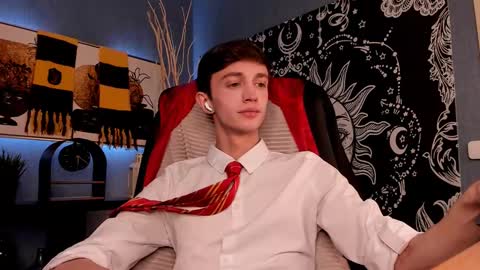 Snapshot of john_weasley chatting on 1, 3, 2025 John online show from 1, 3, 2025