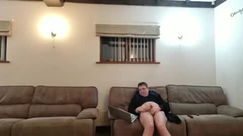 johnathan_stuart33 online show from 27, 2, 2026