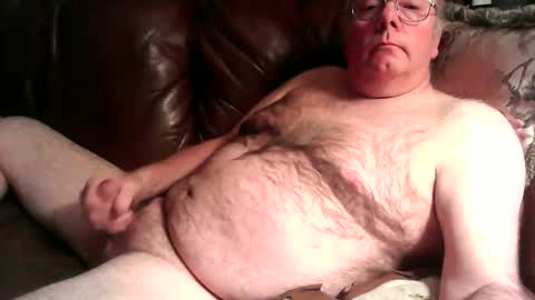 Snapshot of johnny61m chatting on 4, 12, 2025 Johnny online show from 4, 12, 2025