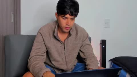 johnny_bravo777 online show from 11, 2, 2025