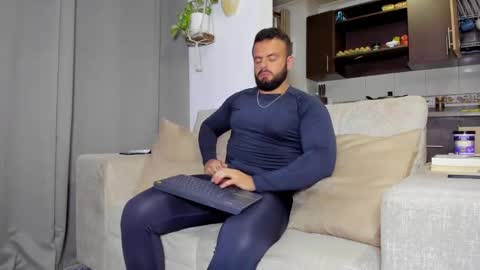 JOHNNY online show from 11, 12, 2024