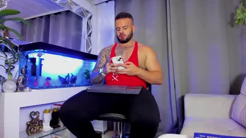 JOHNNY online show from 4, 1, 2025