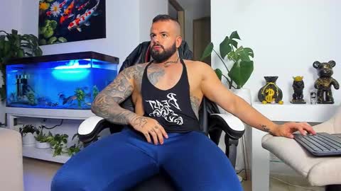 JOHNNY online show from 8, 9, 2025