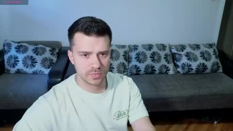 Snapshot of johnnylove21 chatting on 3, 5, 2026 Johnny online show from 3, 5, 2026