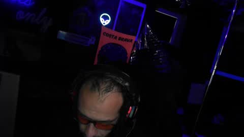 Snapshot of johnnyny25 chatting on 9, 10, 2025 johnnyny25 online show from 9, 10, 2025