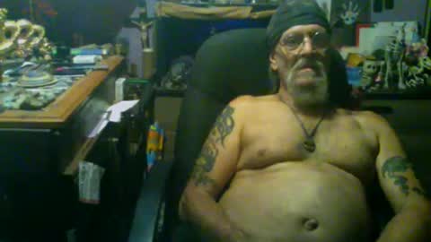 johnnyshung1 online show from 10, 9, 2025