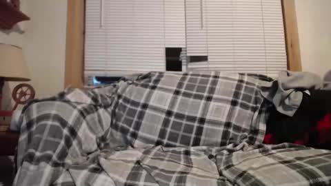 Snapshot of johstondude chatting on 24, 11, 2025 Johston online show from 24, 11, 2025