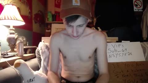 Snapshot of johstondude chatting on 15, 5, 2026 Johston online show from 15, 5, 2026