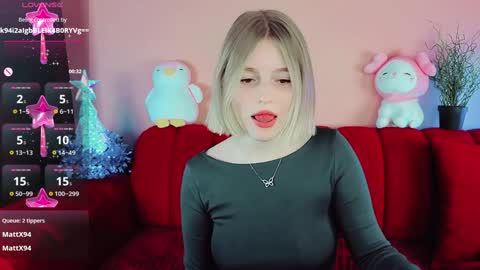Snapshot of joice_queen chatting on 17, 12, 2024 Paula online show from 17, 12, 2024